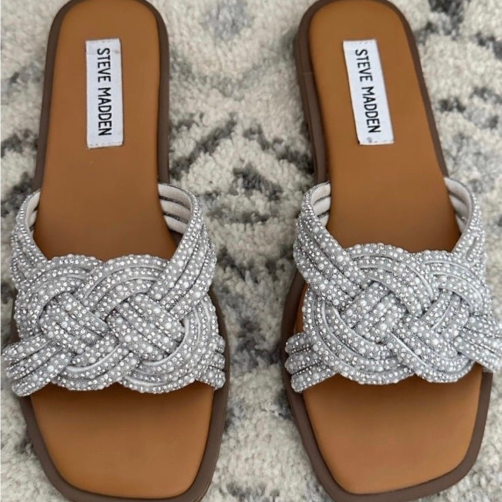 Steve Madden bling slippers size 5.5